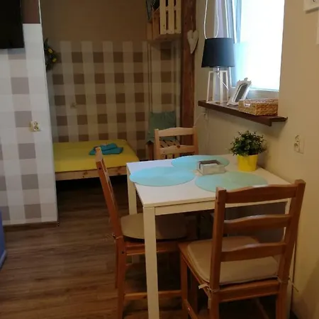Home-stay Studio דירה